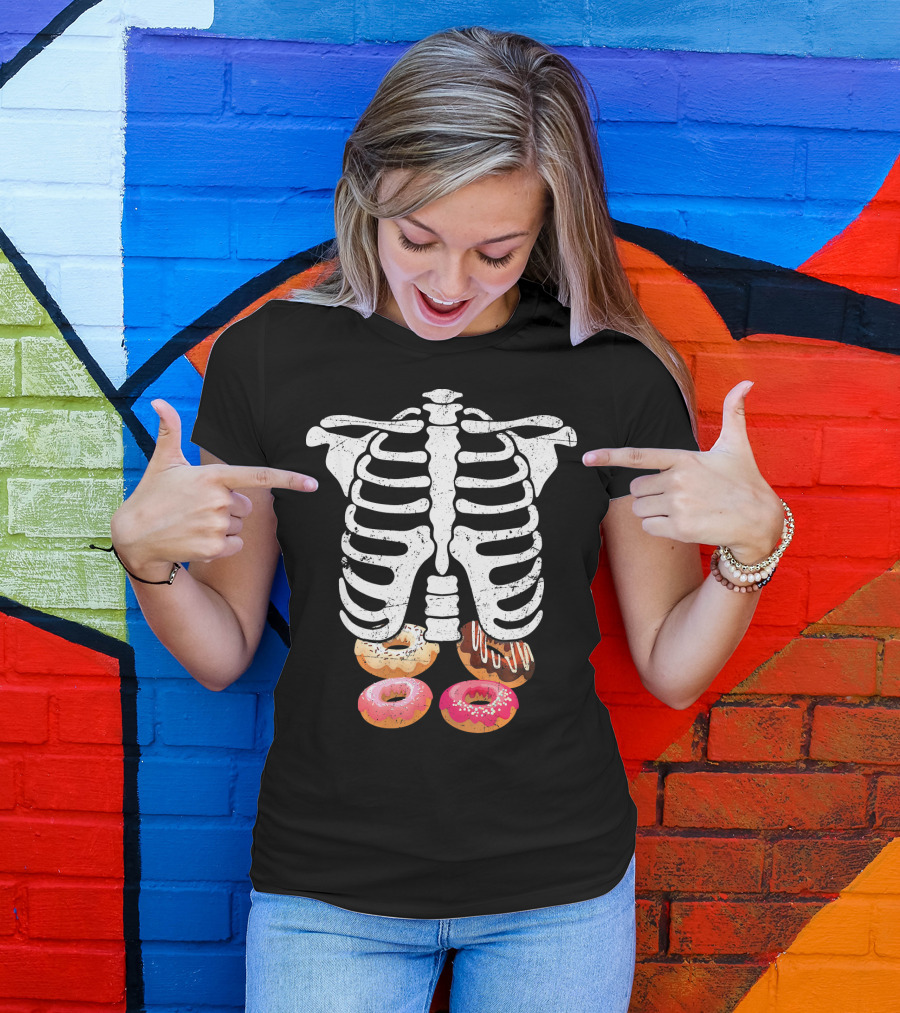 Skeleton Pregnancy Donut X Ray Ribcage Treats T-Shirt