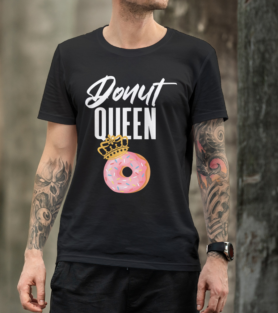 Donut Queen Sprinkled Women And Girls Pink Donut With Crown T-Shirt