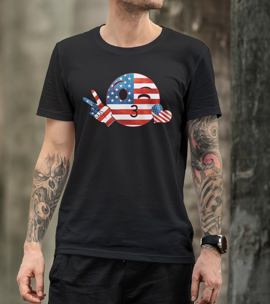 Unique Peace Emoji Patriotic American Flag Kiss Heart T-Shirt