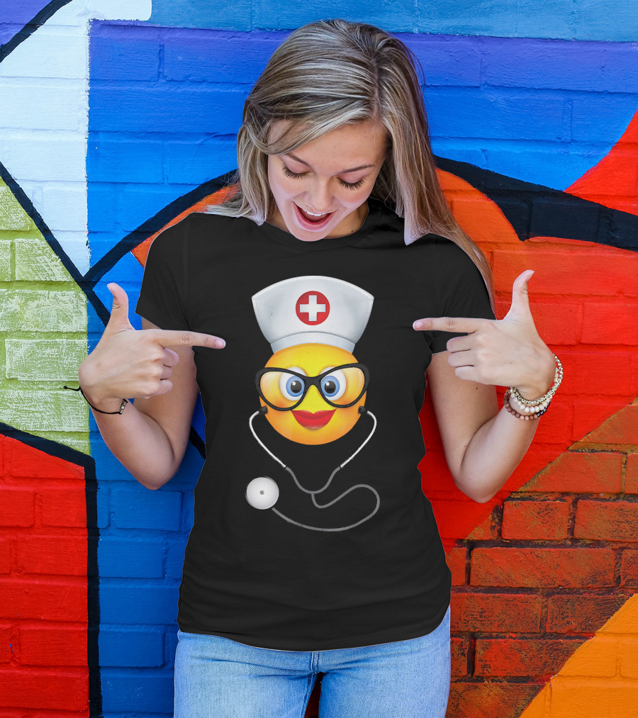 Nurse Halloween Funny Emoji Glasses Stethoscope T-Shirt