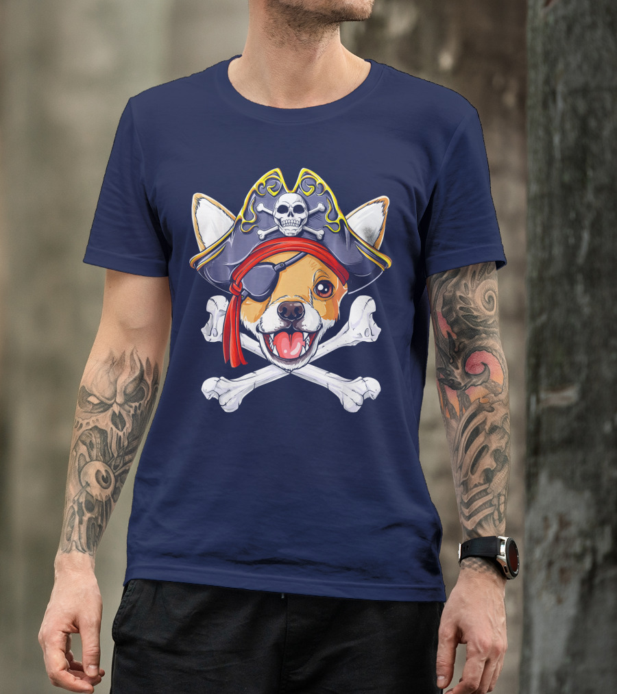 Buccaneer Chihuahua With Skull And Crossbones Bandana T-Shirt
