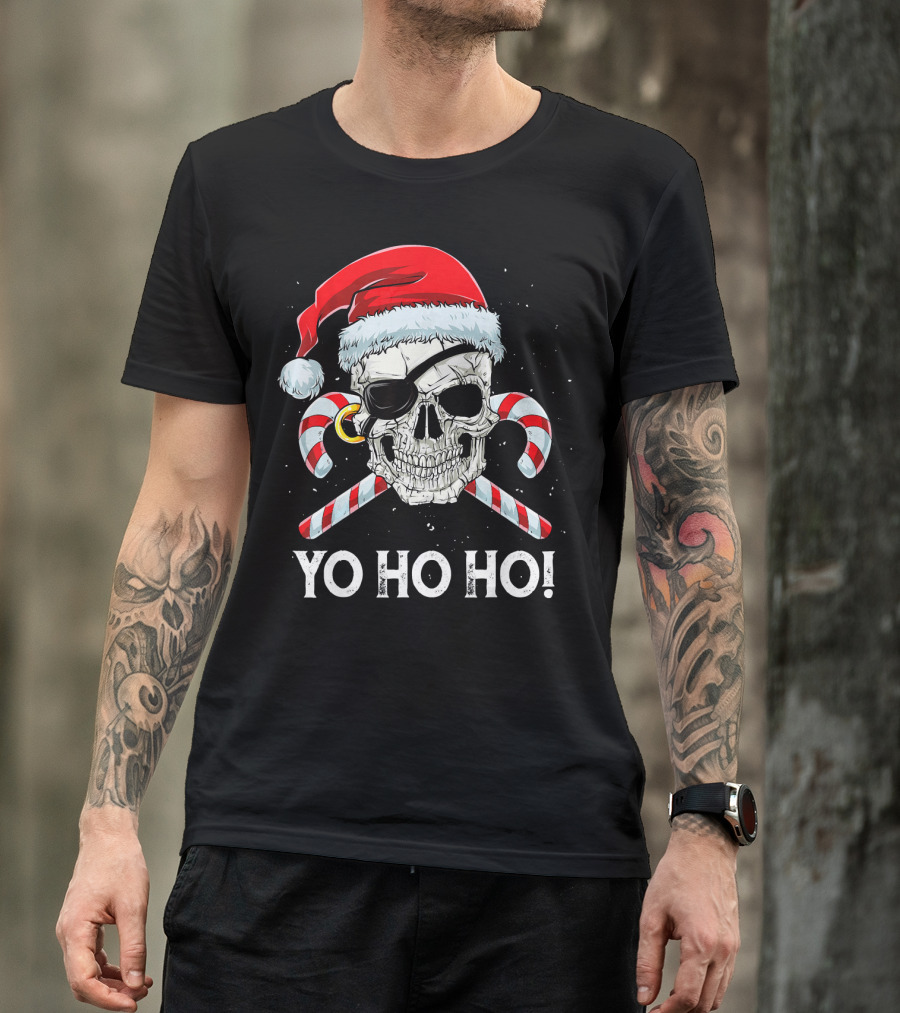 YO HO HO Pirate Santa Skull Candy Canes T-Shirt