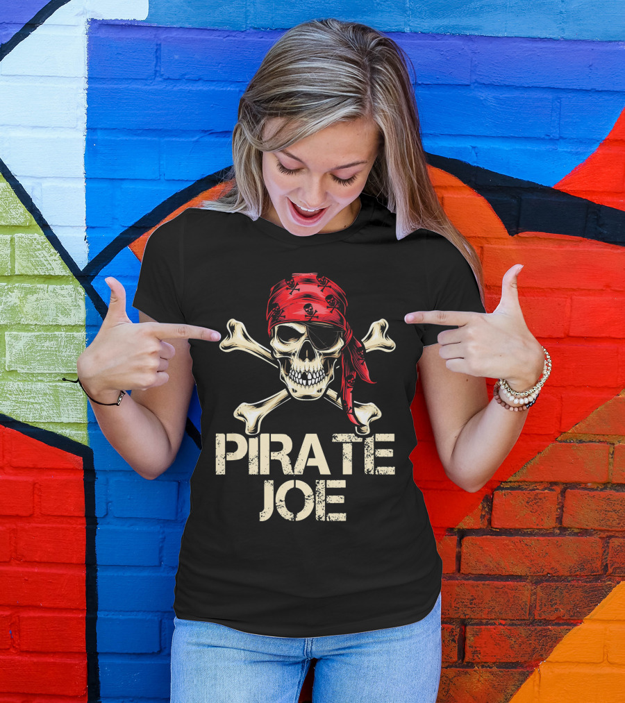 PIRATE JOE Skull And Crossbones Red Bandana T-Shirt