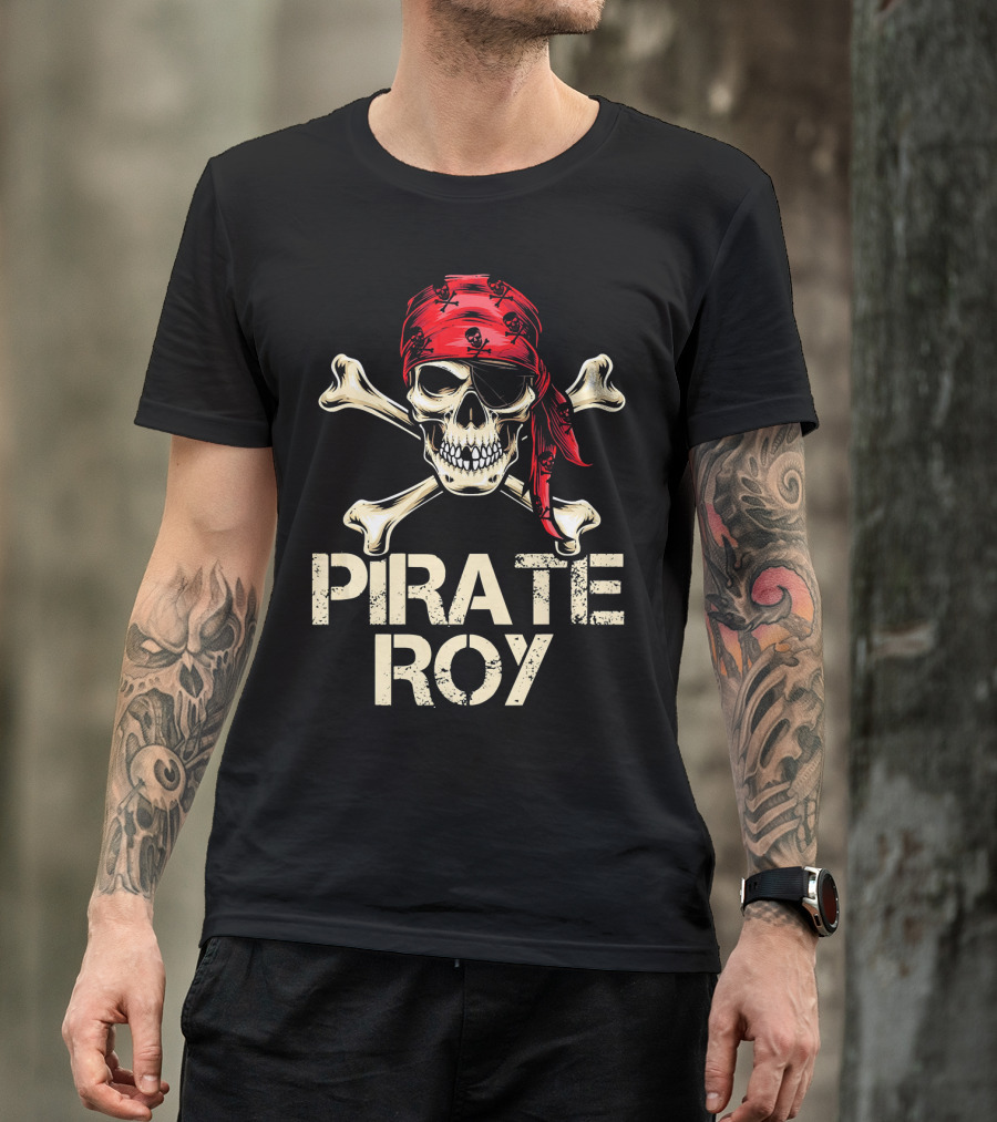 PIRATE ROY Skull Crossbones Red Bandana Vintage Funny Birthday T-Shirt