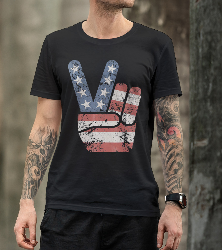 USA Big Peace Hand Sign American Flag T-Shirt