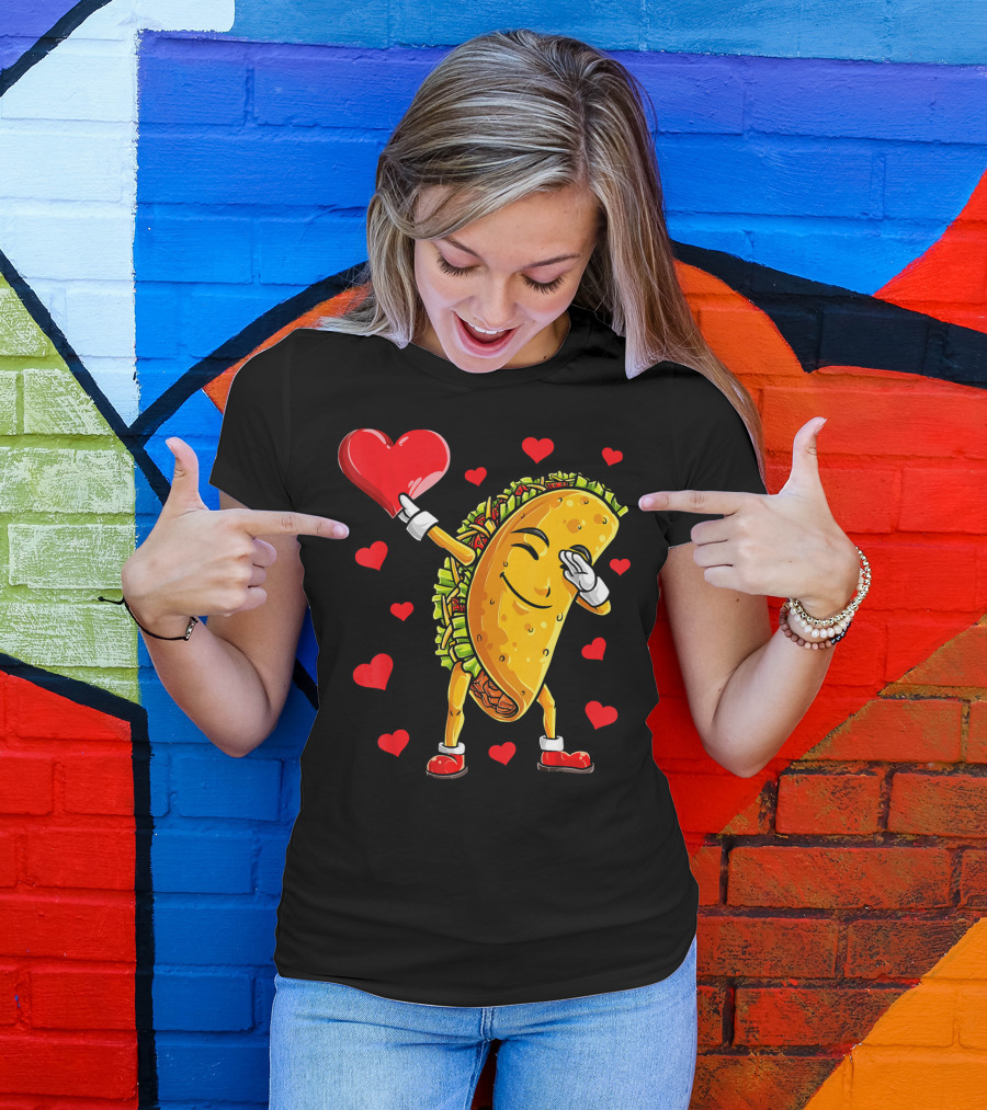 Dabbing Taco With Heart Valentines T-Shirt