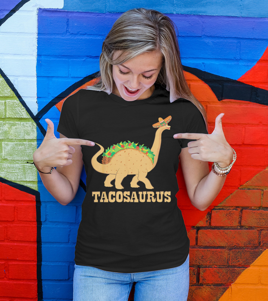 Tacosaurus Sombrero Wearing Dinosaur With Mexican Food Elements T-Shirt