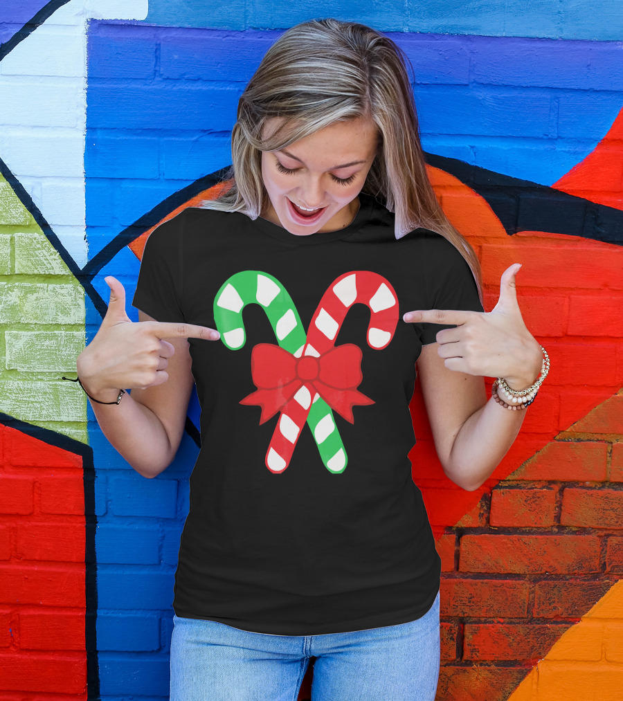 Candy Canes Christmas Holiday Red Bow Iconic Symbols T-Shirt