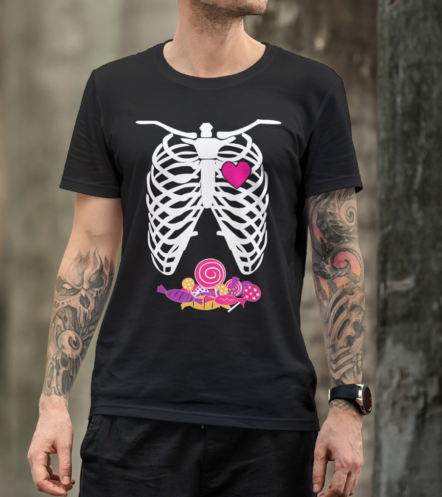 Halloween XRay Skeleton Rib Cage Heart Candy T-Shirt
