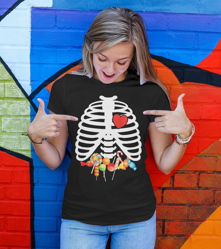 Xray Skeleton Rib Cage Heart Sweet Candy Lollipops T-Shirt