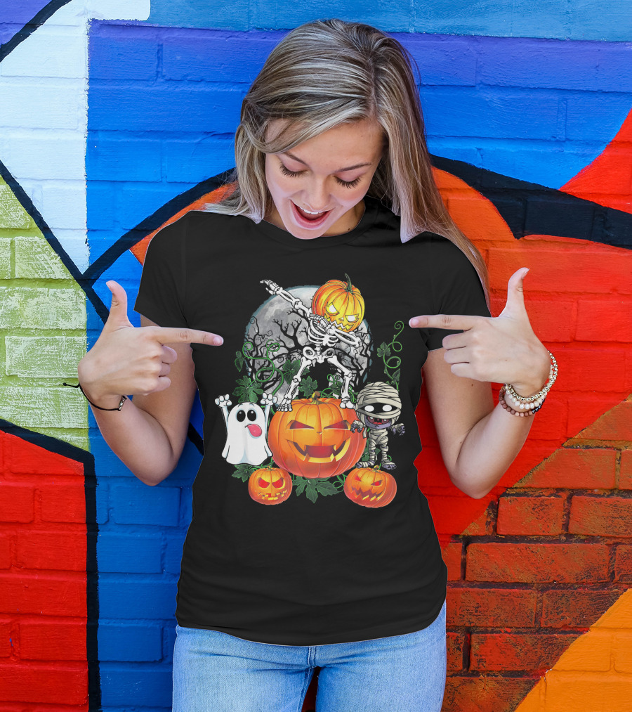 Dabbing Skeleton Pumpkin Ghost Mummy Halloween Moon Scene T-Shirt