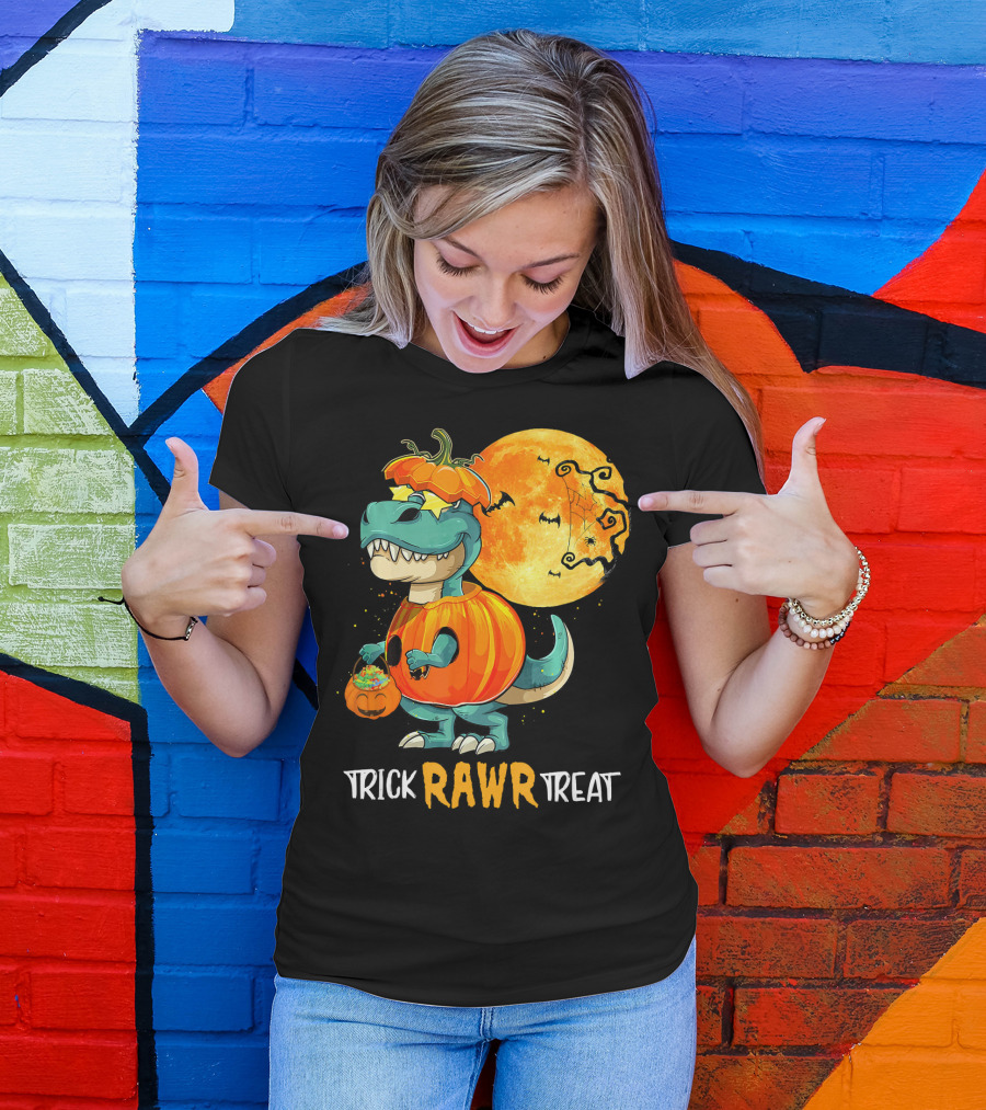 Trick RAWR Treat Rex Dinosaur Halloween Pumpkin Moon T-Shirt