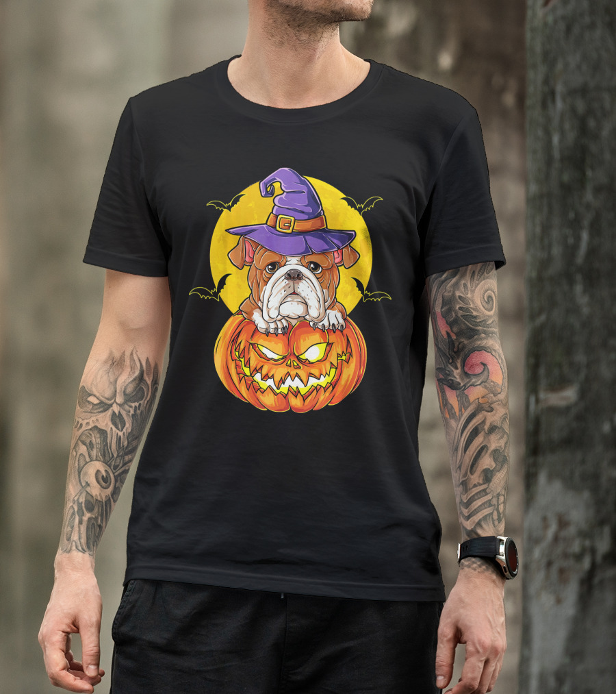 English Bulldog Halloween Witch Pumpkin Moon T-Shirt