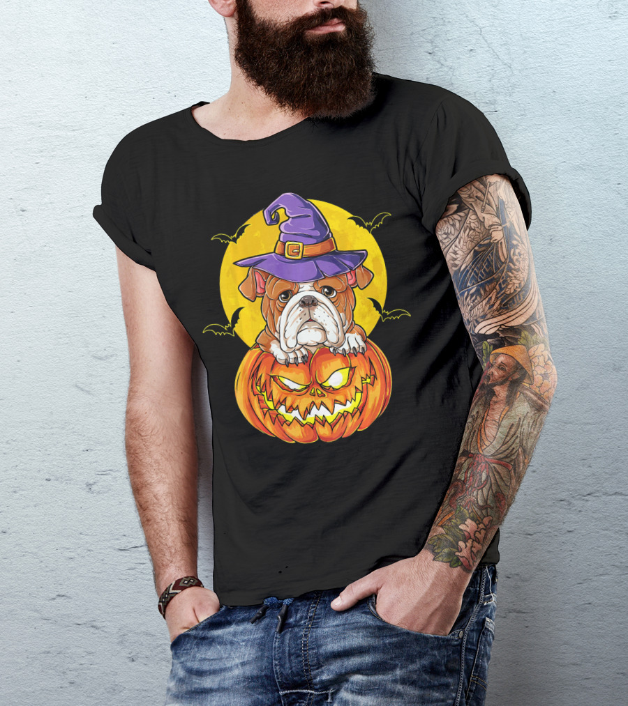 English Bulldog Halloween Witch Pumpkin Moon T-Shirt