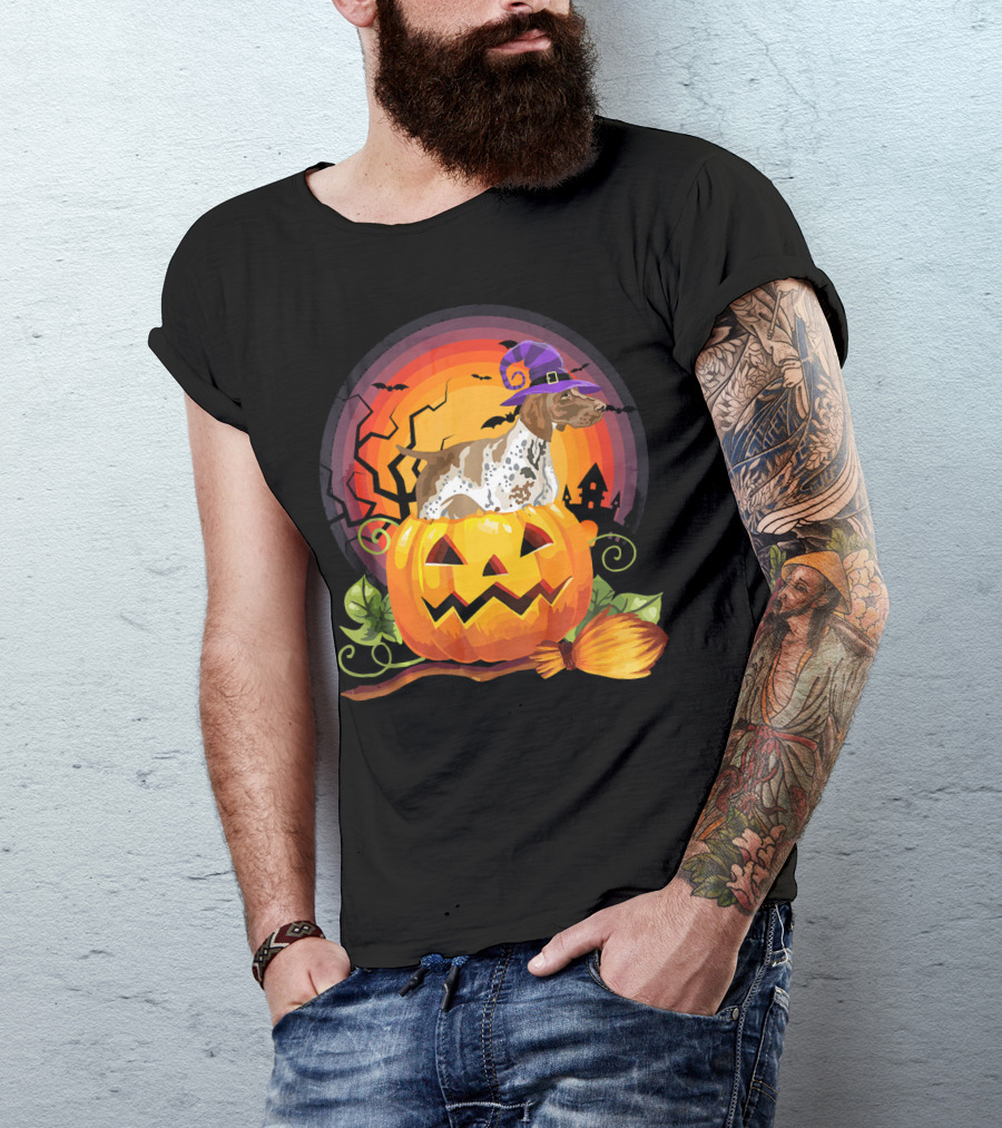 German Shorthaired Pointer Halloween Pumpkin Witch Hat Broomstick T-Shirt