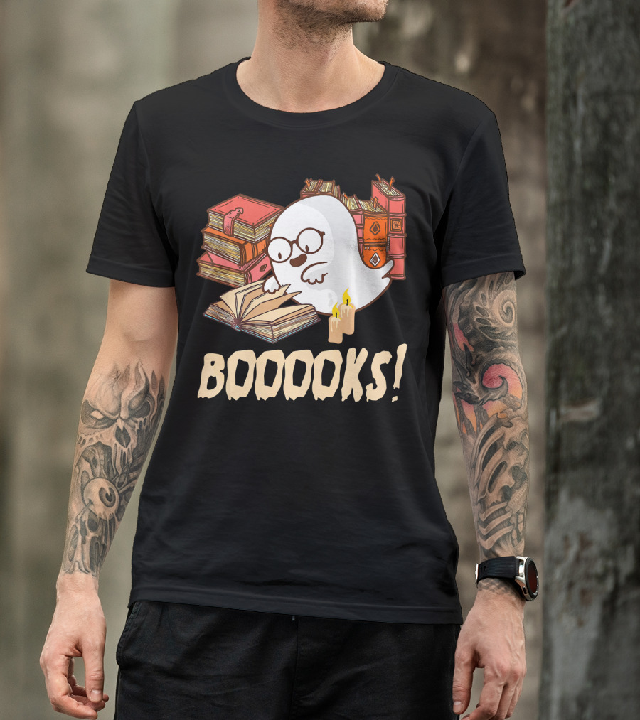BOOOOKS Cute Reading Boo Ghost With Stacks Of Books And Candles T-Shirt