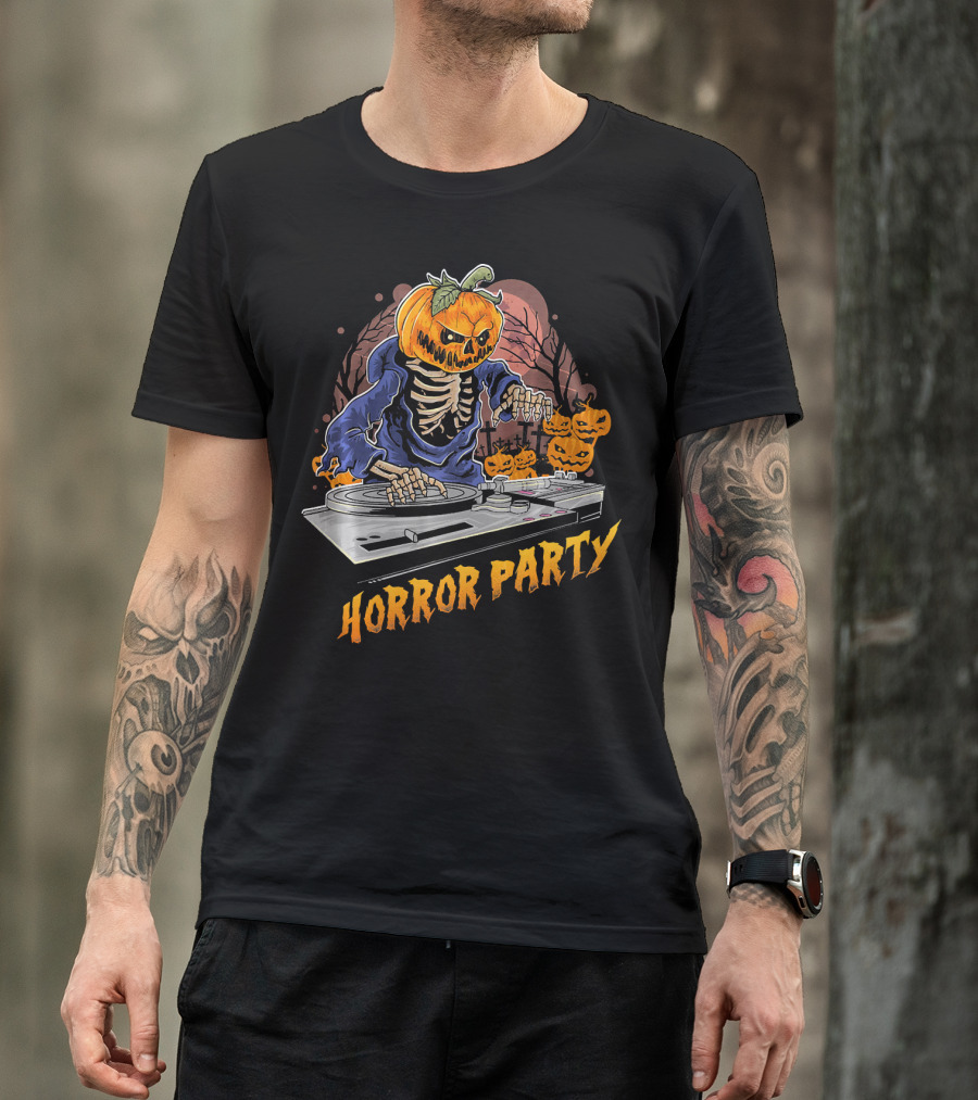 Horror Party Skeleton Pumpkin Head DJ Turntable Halloween Vibes T-Shirt