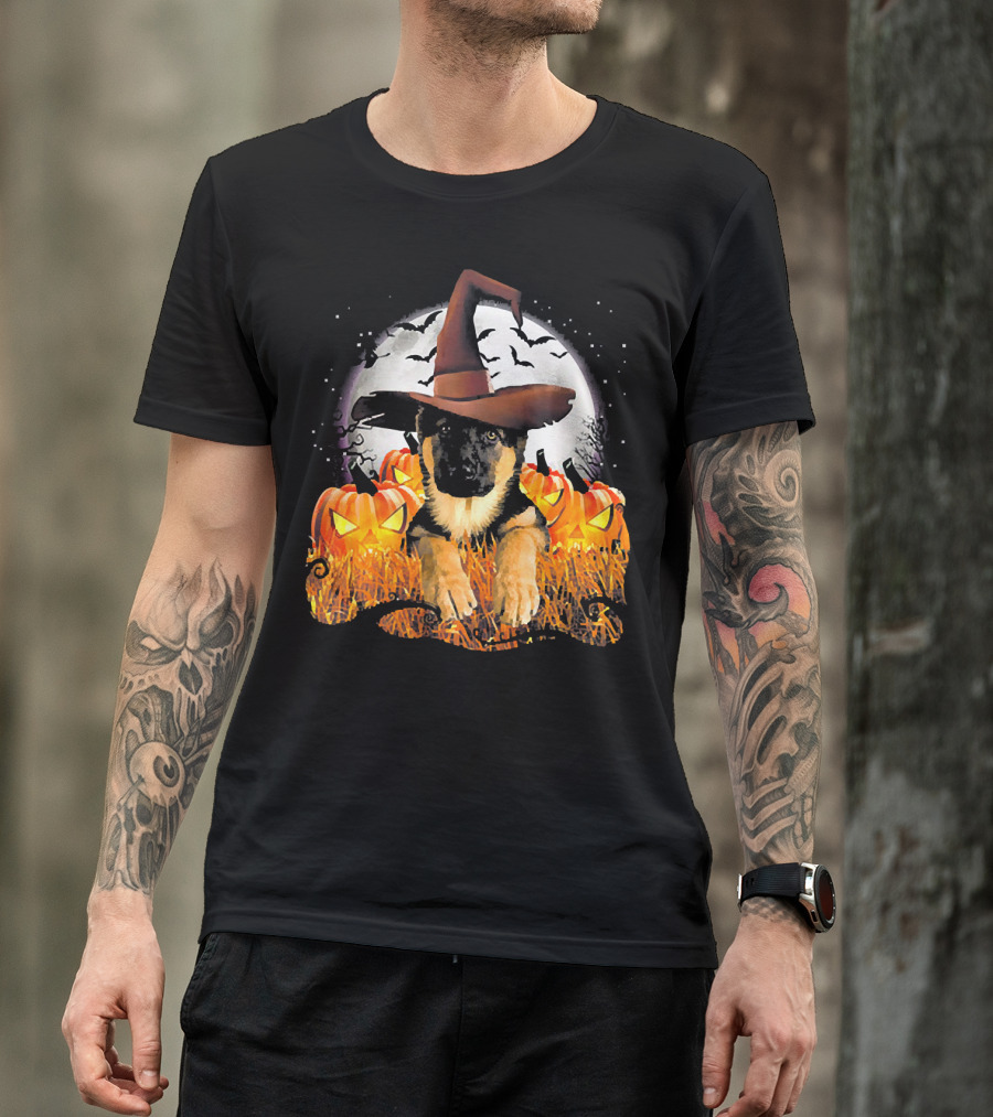 German Shepherd Witch Hat Pumpkins Halloween Moon Bats T-Shirt