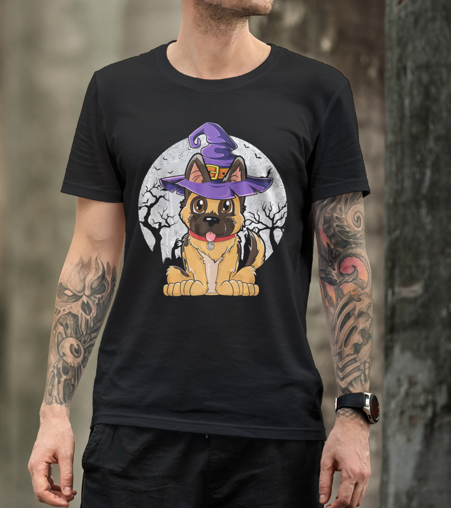 German Shepherd Witch Halloween Moon Background T-Shirt