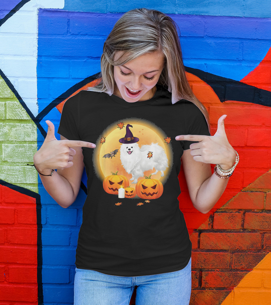 Halloween American Eskimo Dog With Pumpkins And Witch Hat T-Shirt