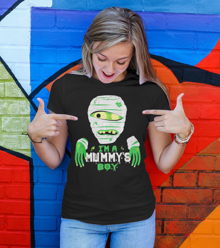 Creepy I'm A Mummy's Boy Green Cartoon Mummy Face And Hands T-Shirt
