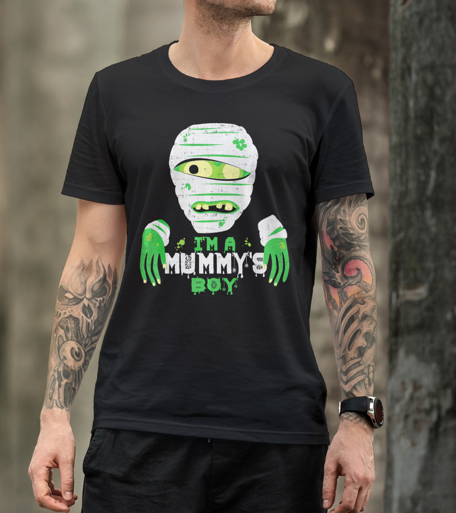 Creepy I'm A Mummy's Boy Green Cartoon Mummy Face And Hands T-Shirt