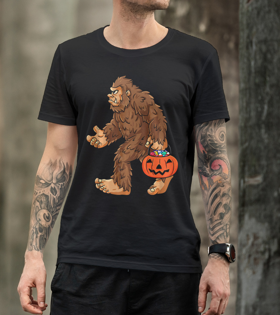 Bigfoot Carrying Jack O Lantern Halloween Candy T-Shirt