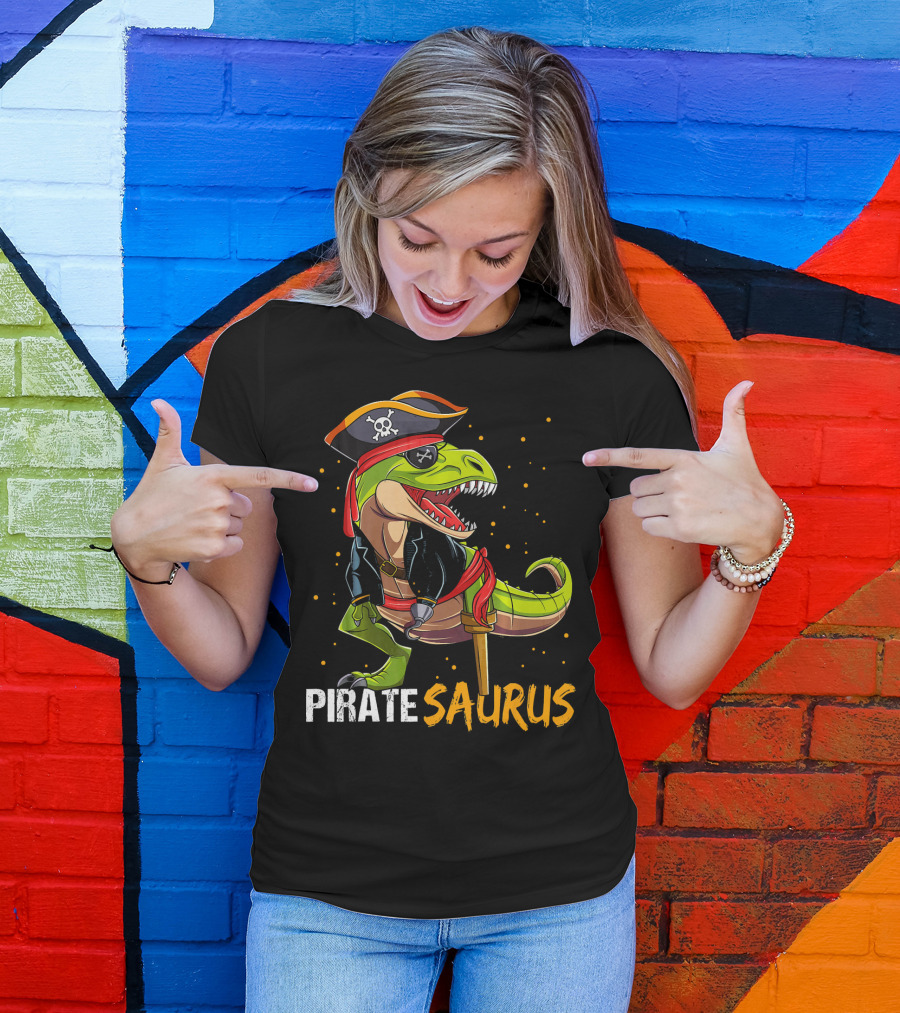PIRATE SAURUS Dinosaur With Pirate Hat And Wooden Leg T-Shirt