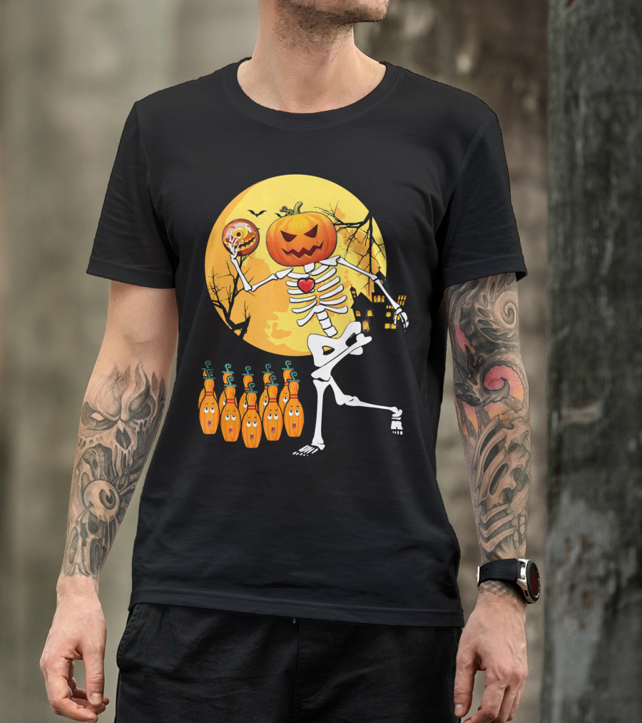 Funny Pumpkin-Headed Bowling Skeleton Halloween Dance T-Shirt