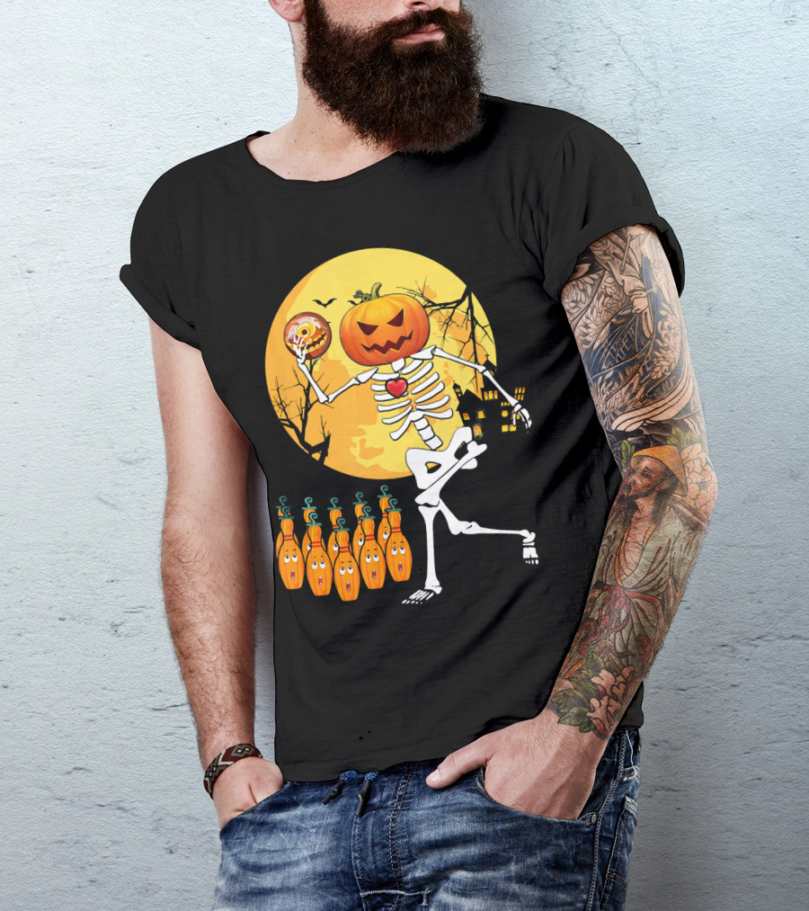 Funny Pumpkin-Headed Bowling Skeleton Halloween Dance T-Shirt