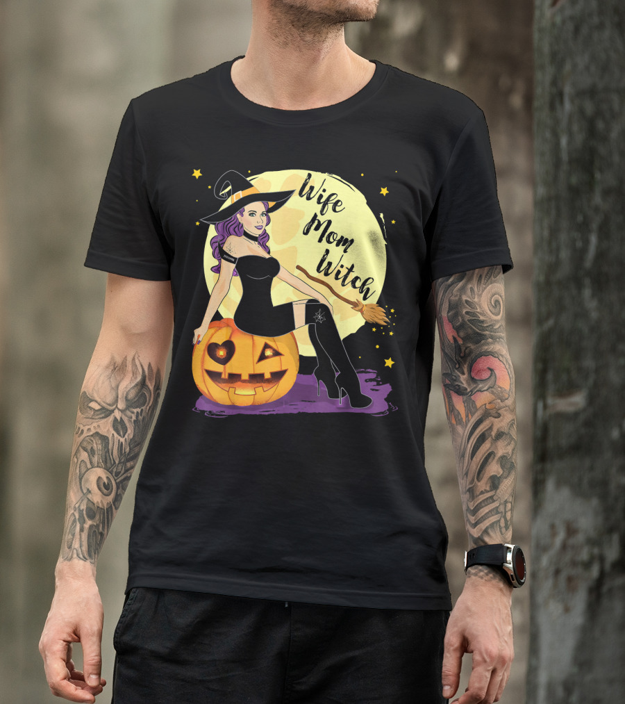 Wife Mom Witch Halloween Women Bro Pumpkin Moon Broomstick T-Shirt