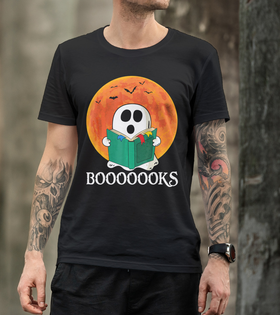 Funny Halloween Booooks Cute Ghost Reading With Full Moon And Bats T-Shirt