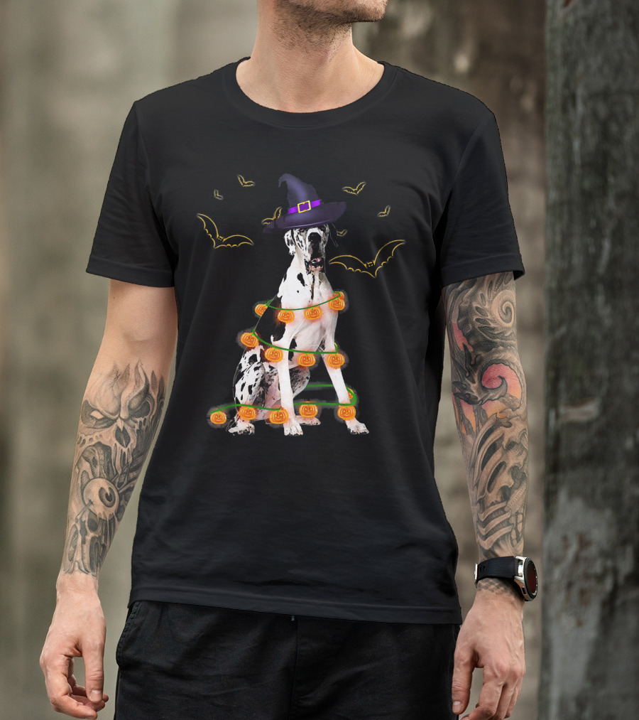 Halloween Great Dane Dog With Witch Hat And Pumpkin Lights Surrounded By Bats T-Shirt