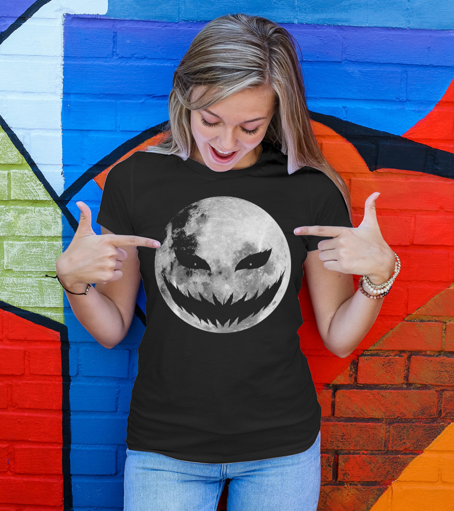 Jack O Lantern Scary Face On Moon Halloween T-Shirt