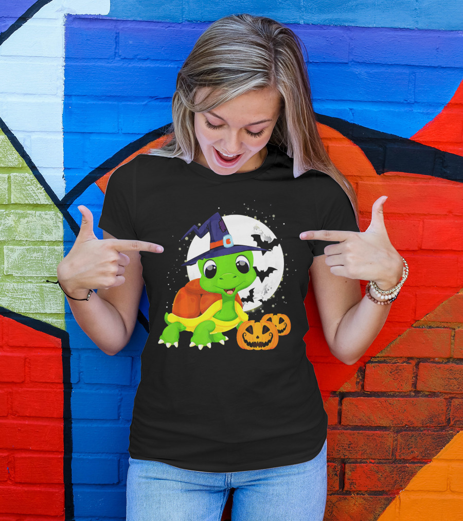 Turtle Witch Halloween Pumpkin Moon And Bats T-Shirt