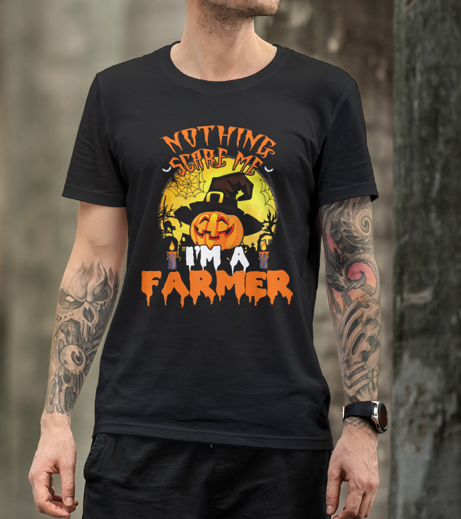 Orange Halloween Jack-O'-Lantern Hat Spider Web Nothing Scares Me I'm A Farmer T-Shirt