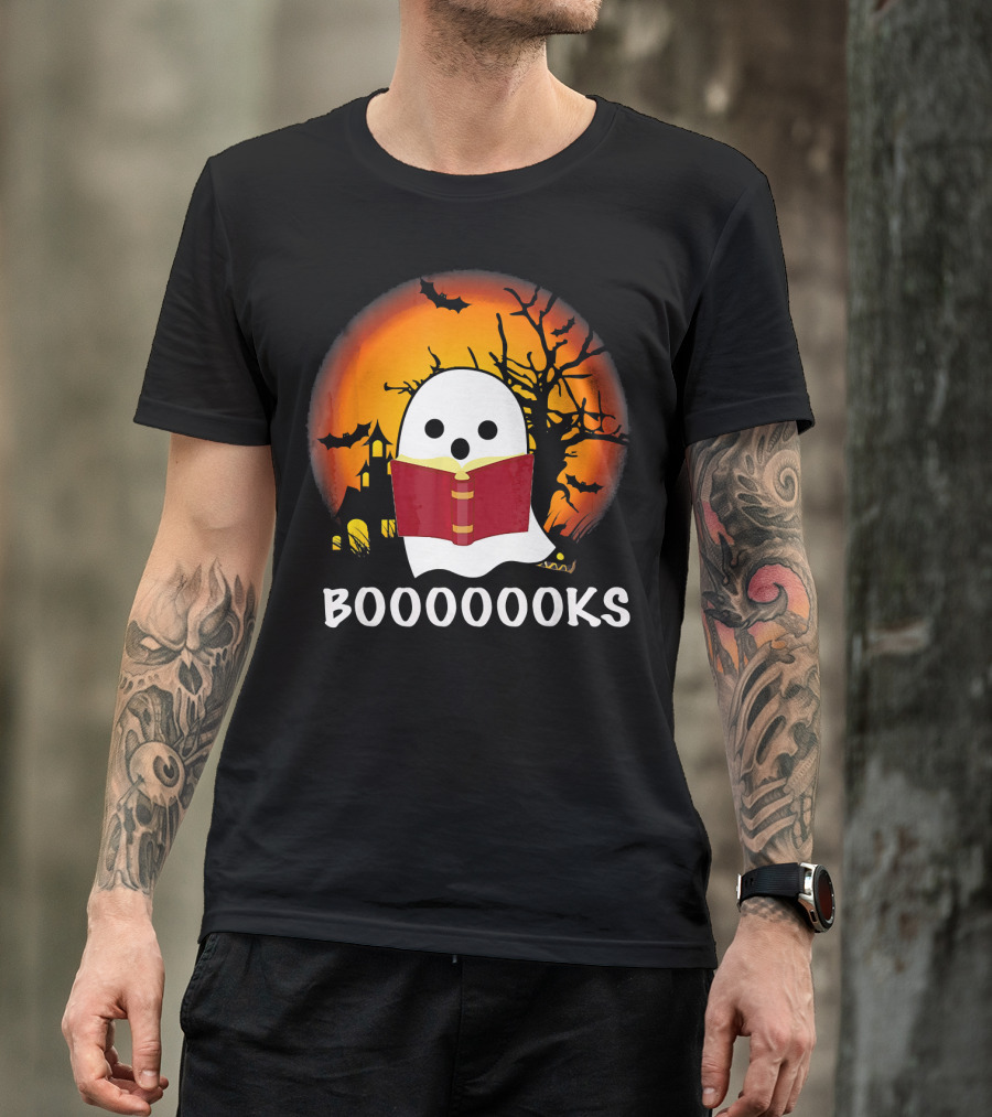 Boo Read Books Halloween Boooooooks Ghost With Red Book And Spooky Bats T-Shirt