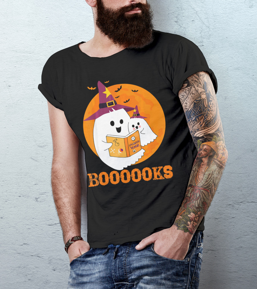 BOOOOKS Halloween Magic Ghosts Reading In Witch Hats T-Shirt