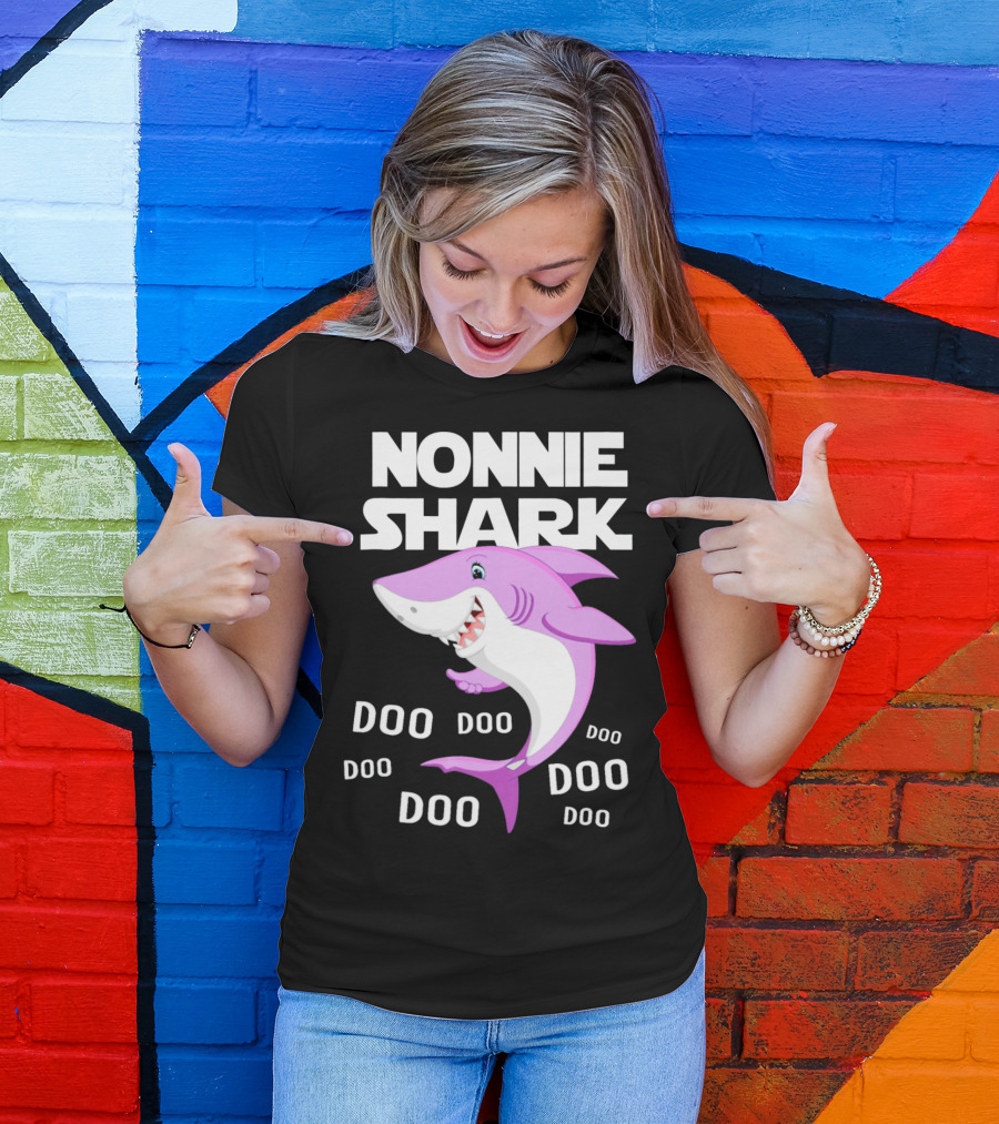 Nonnie Shark Doo Doo Doo Grandma Gift T-Shirt