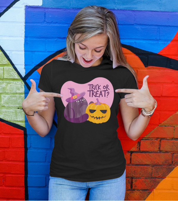 Trick Or Treat Happy Halloween Day Kids Halloween Pump T-Shirt