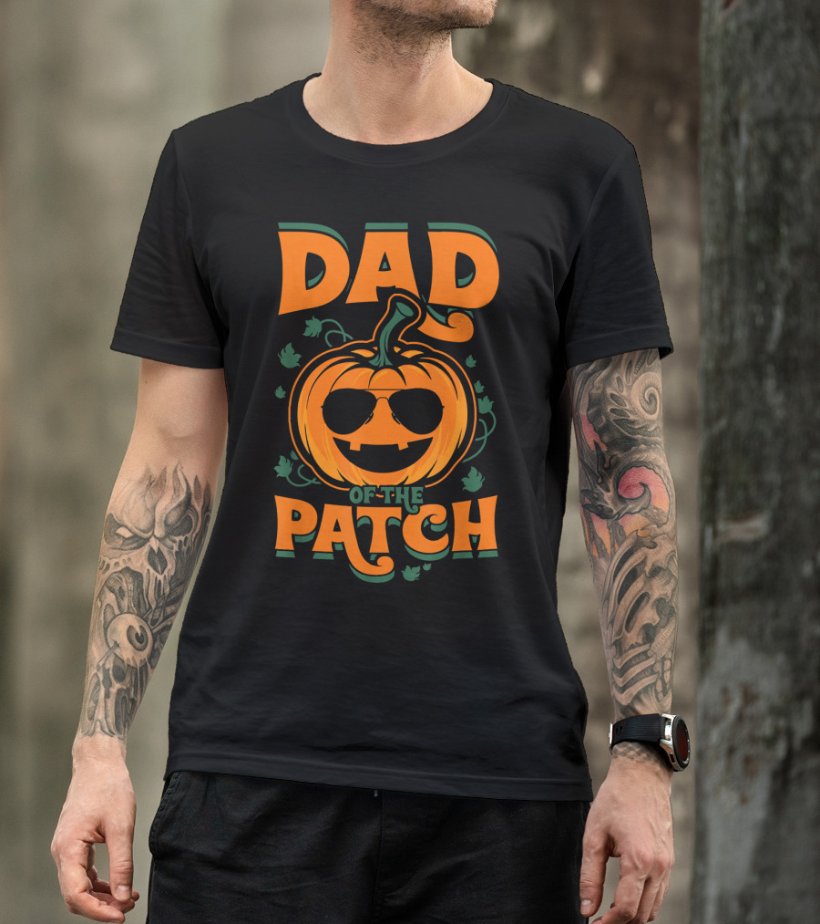 Dad Of The Patch Pumpkin Sunglasses Halloween Family Fun T-Shirt