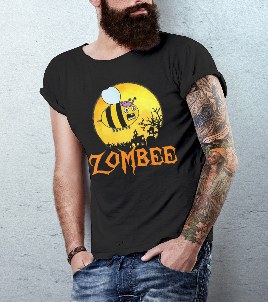 Zombee Funny Zombie Bee Halloween Spooky Moon Scene T-Shirt
