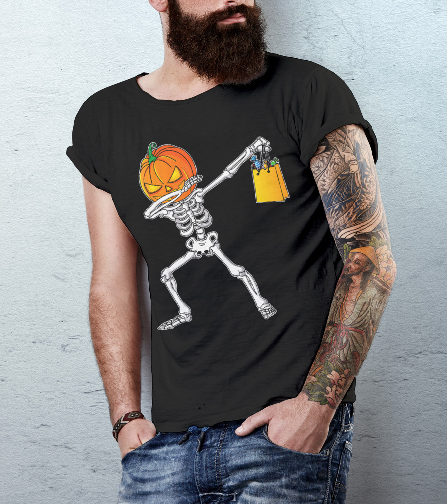 Halloween Kids Pumpkin Skeleton Dabbing With Candy Bag T-Shirt