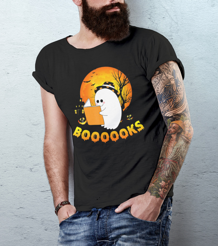 Booooooks Cute Ghost Reading Halloween Book Full Moon Scene T-Shirt