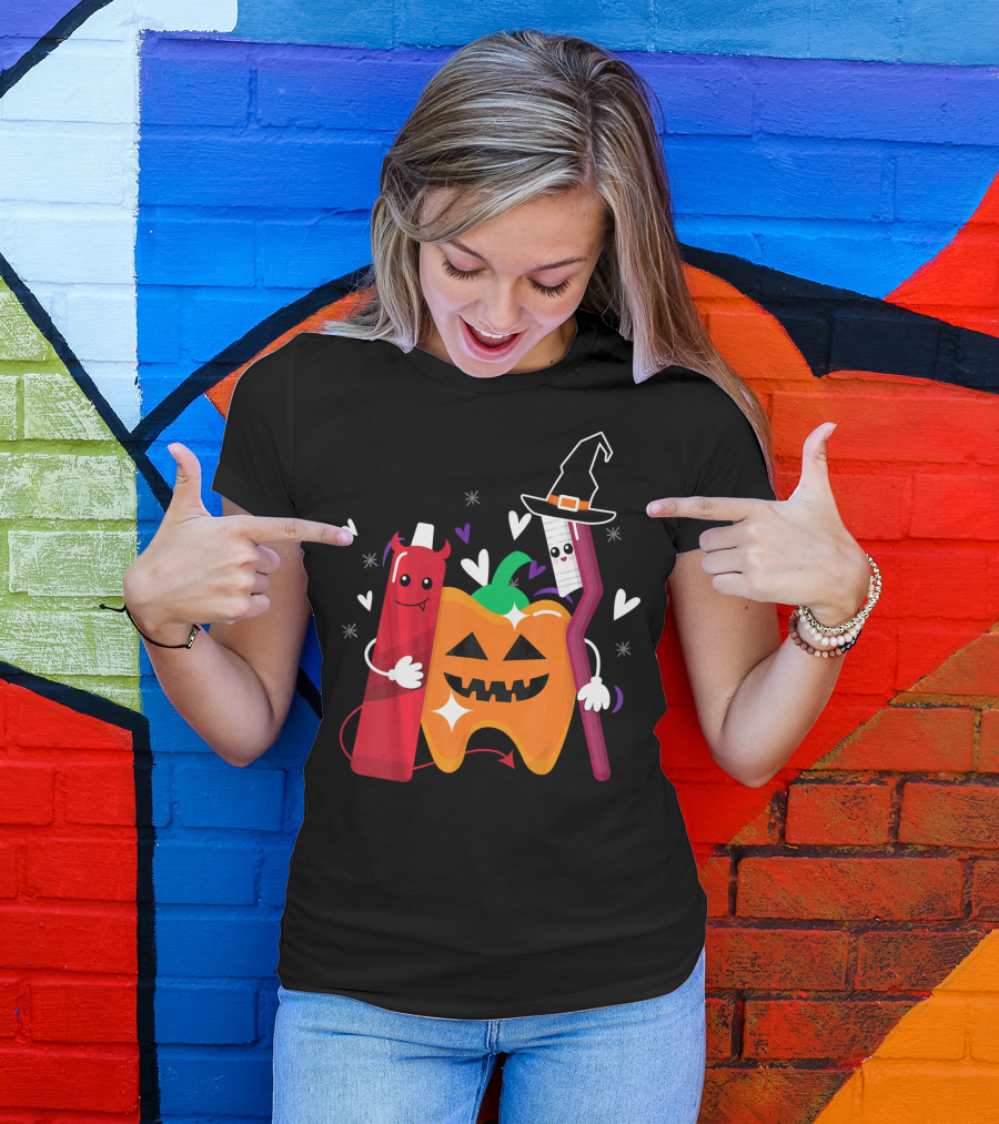 Happy Halloween Costume Toothbrush Tooth With Pumpkin And Toothpaste Characters T-Shirt