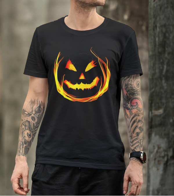 Fun And Spooky Fiery Jack O Lantern Halloween Pumpkin Face T-Shirt