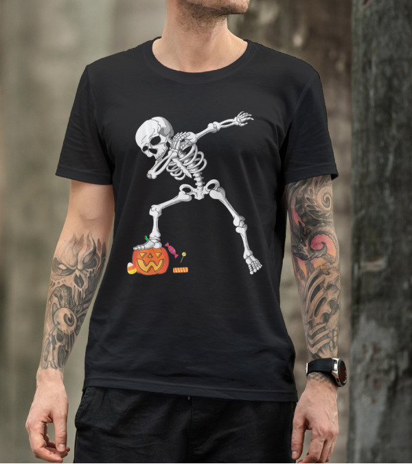 Halloween Skeleton Dabbing On Pumpkin With Candy T-Shirt