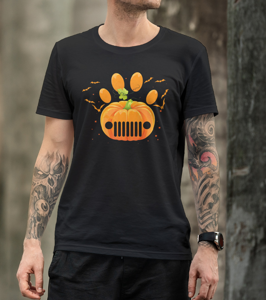 Jeep Pumpkin Dog Paw Halloween Bats Perfect T-Shirt