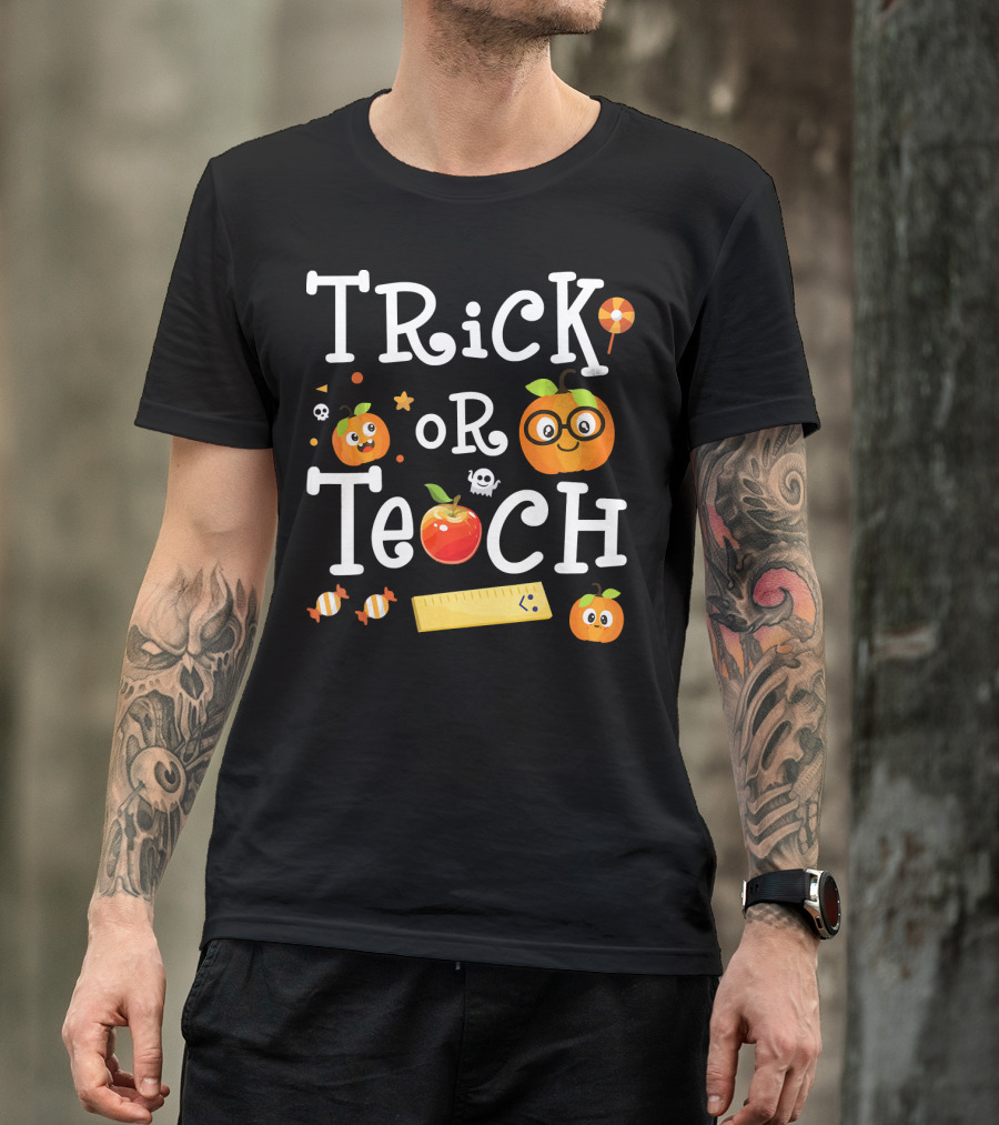 Trick Or Teach Scary Pumpkin Student Halloween T-Shirt