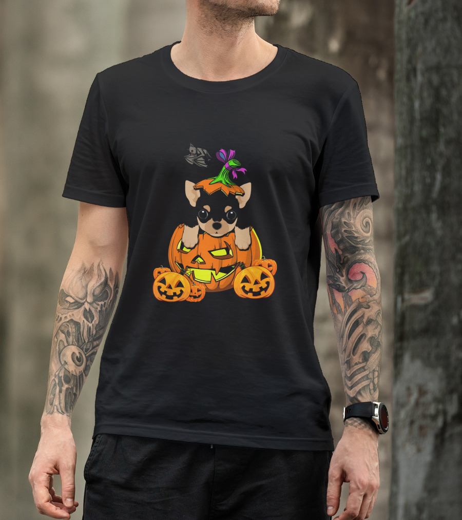 Happy Halloween Funny Chihuahua Jack-O'-Lantern Pumpkin With Bats T-Shirt